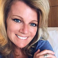 Council for Educational Travel, USA (CETUSA) Employee Michele Dewinter's profile photo