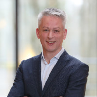 Mark van Den Bergh Email