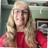 Any Employee Sandy Senn's profile photo