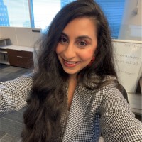 PLS Financial Services Employee Ramina Y's profile photo