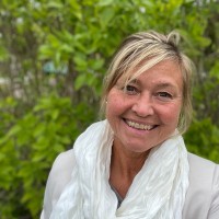 Maria Bennet Email