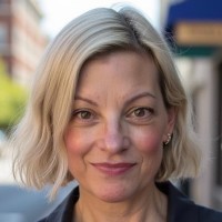 FOUNDRAE FINE JEWELRY Employee Heather McDonald's profile photo