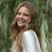 CBRE Employee Clare Cunningham's profile photo