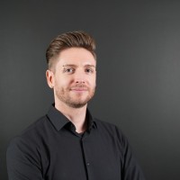 Tim Arnhold Email
