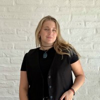 Juliana Bernachini Email