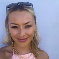 Liberis Employee Izzy Brooman's profile photo