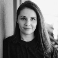 Raluca Lateș Email