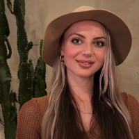 Margarita Neibauere Email