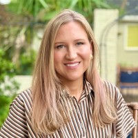 Sara Vershaw Email & Phone Number