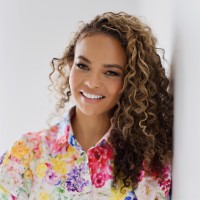 Lanēah Williams Email & Phone Number