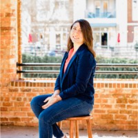 Gabrielle Mann Email & Phone Number