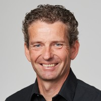 Thomas Benz Email