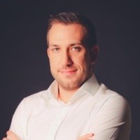 Gregor W. Email