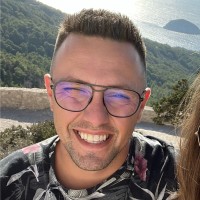 Thomas van Zon Email
