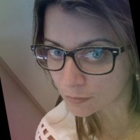 TWT Info Employee Renata Sobral's profile photo