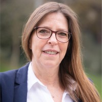Claudia Flubacher Email