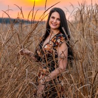Megan Bennet Email