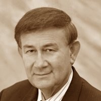 Robert Pecharich
