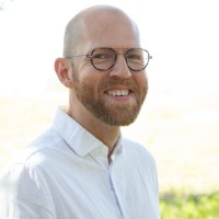 Viktor Linder Email