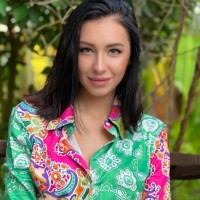 Anna Ivanova Email & Phone Number