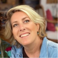 Bénédicte Drouin Email