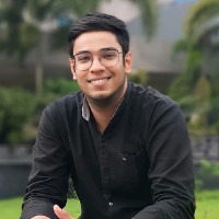 Varentra Employee Yash Moyal's profile photo