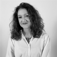 Katherina Janisch Email