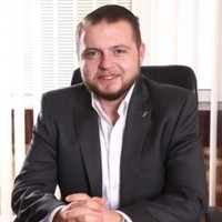 Tayfun Oezer Email