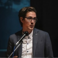 Alexandro Lupis Email