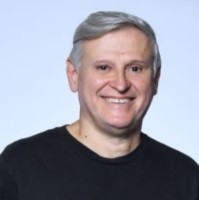 César Carrer Email