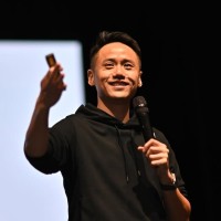 Harry Chen Email