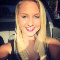 Island Realty Employee Kathryn Booker's profile photo