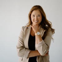 TOV Furniture Employee Holly Robbins's profile photo