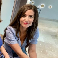 Sarah Davis Email & Phone Number