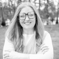 Kristen Roberson Email & Phone Number