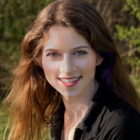 T2 Design & Prototype Employee Julia Nelson's profile photo