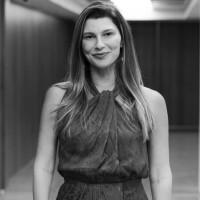 Isabela Ferrari Email