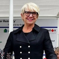 Elaine Pura Email