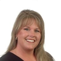 Re/Max Parkside Real Estate Employee Jennifer Gustason's profile photo