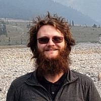 Thomas Tharp's profile photo