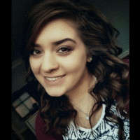 MyDeal Graphics Employee Anna Solis's profile photo