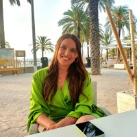 Andrew Waring Associates Employee Yasmin Kent's profile photo