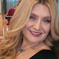 Mayra Lizette Fernandez Email & Phone Number
