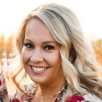 Jenn Cunningham Email & Phone Number