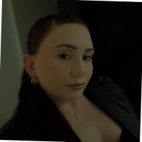 Simplicity Laser Employee Lily Perron's profile photo