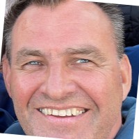 Peter Holtrop Email