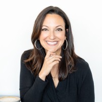 Heritage Title Company Employee Lisa Suazo's profile photo