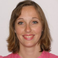 Julie Delvallée Email