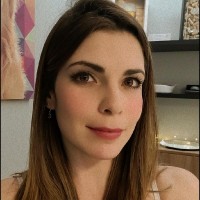 Camilla Braga de Oliveira Email