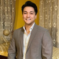 Delightful Employee Edward Raya's profile photo